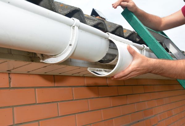 Cost of Gutter Maintenance in Kalamazoo