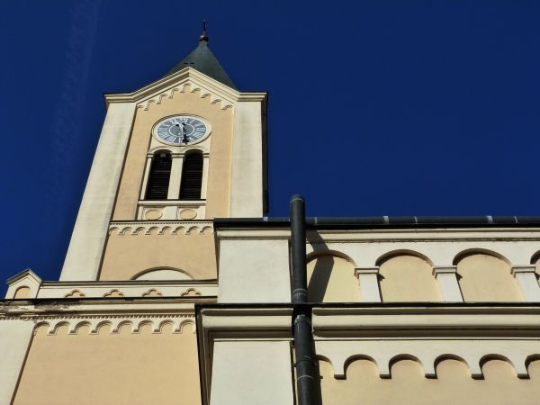 Cost of Church Gutter Installation in Kalamazoo